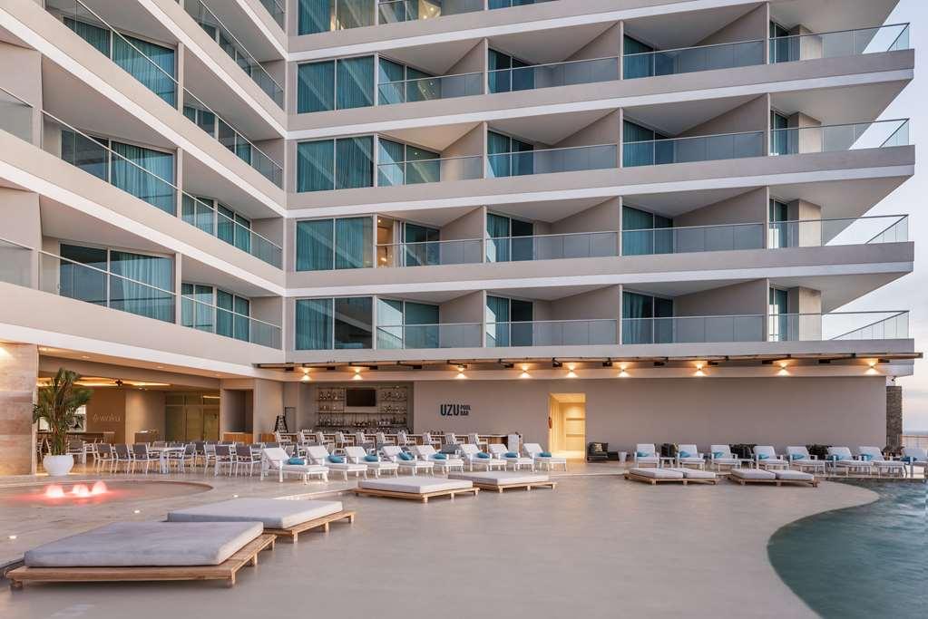 Hilton *