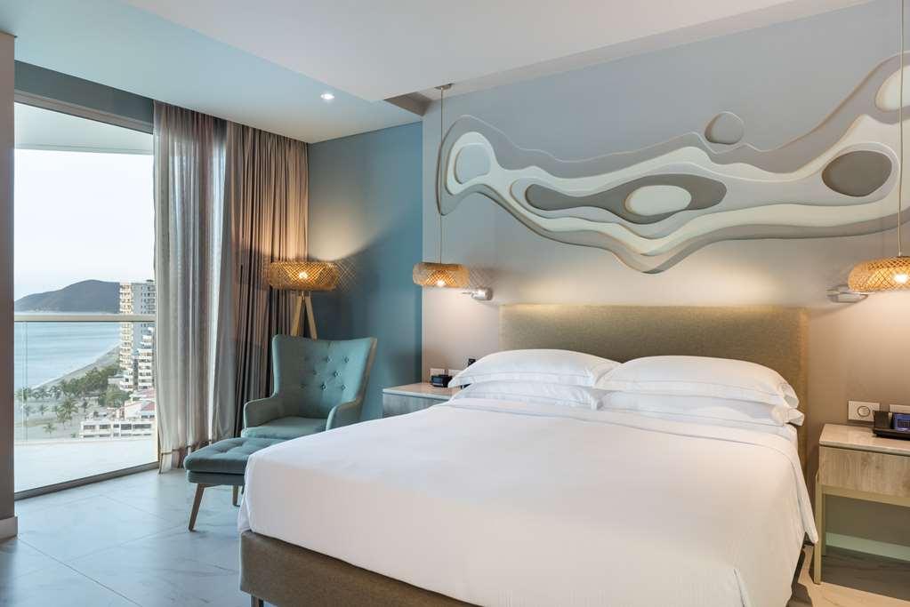 Hilton Hotel *
